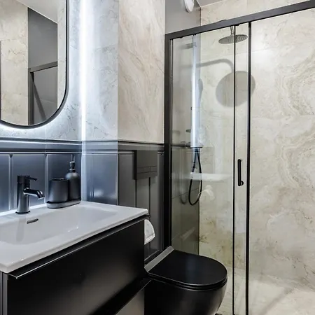Very Berry - Piekary 13b - Apartmenty Stare Miasto, Self Check In 24h! Poznan