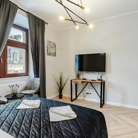 Apartment Very Berry - Piekary 13b - Apartmenty Stare Miasto, Self Check In 24h!