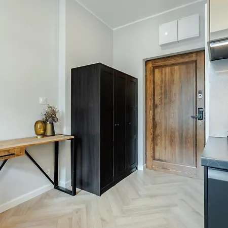 Apartment Very Berry - Piekary 13b - Apartmenty Stare Miasto, Self Check In 24h! Poznan