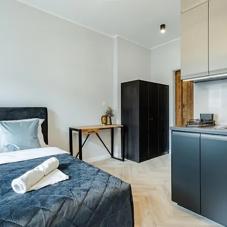 Very Berry - Piekary 13b - Apartmenty Stare Miasto, Self Check In 24h! *